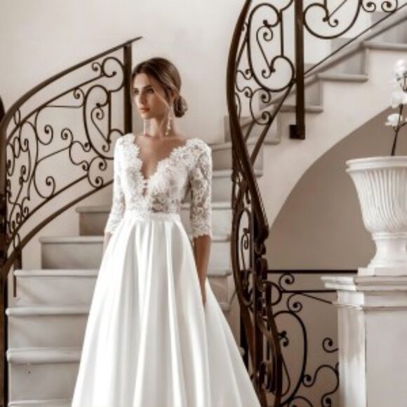 IS-NWT Elegant Long Sleeve Wedding Dresses V-Neck Satin A-Line Bridal Gown - Picture 2 of 7